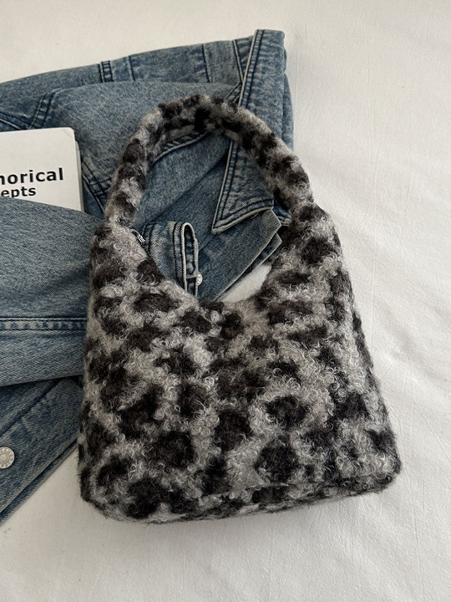 Leopard Print Plush Shoulder Handbag 03