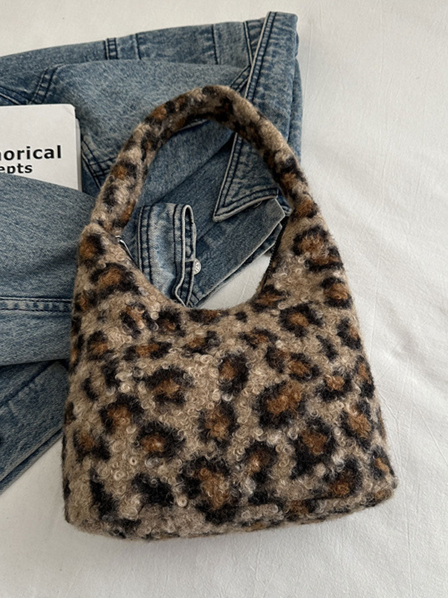 Leopard Print Plush Shoulder Handbag 06